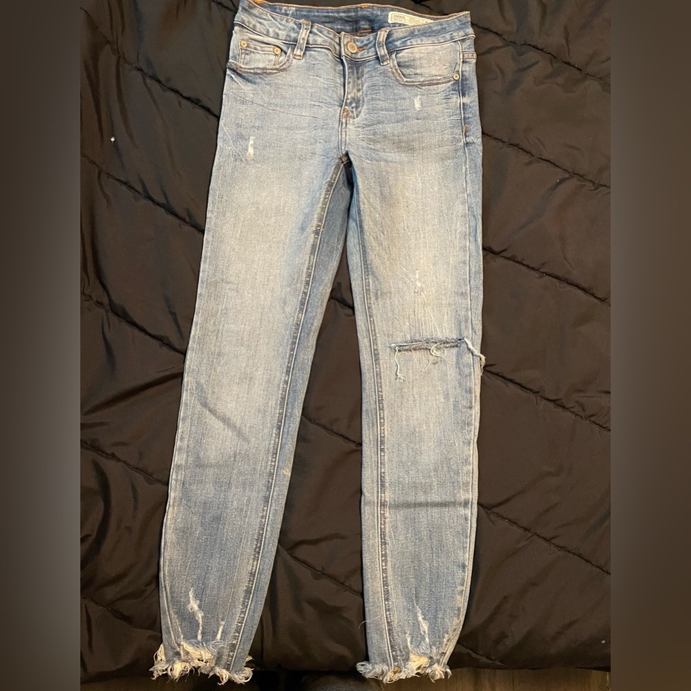 Papaya mid rise jeans, size 3